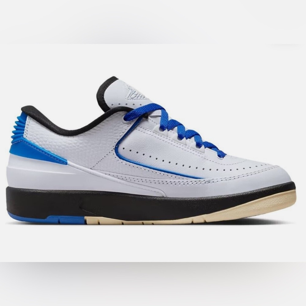 AIR JORDAN 2 Women’s Retro Low Varsity Royal - Nike Air